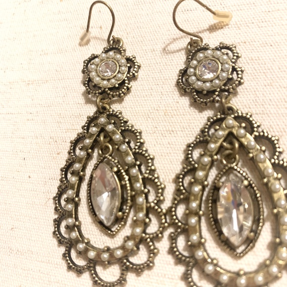 Chloe + Isabel Pearl + Crystal Filigree Earrings - Picture 2 of 2